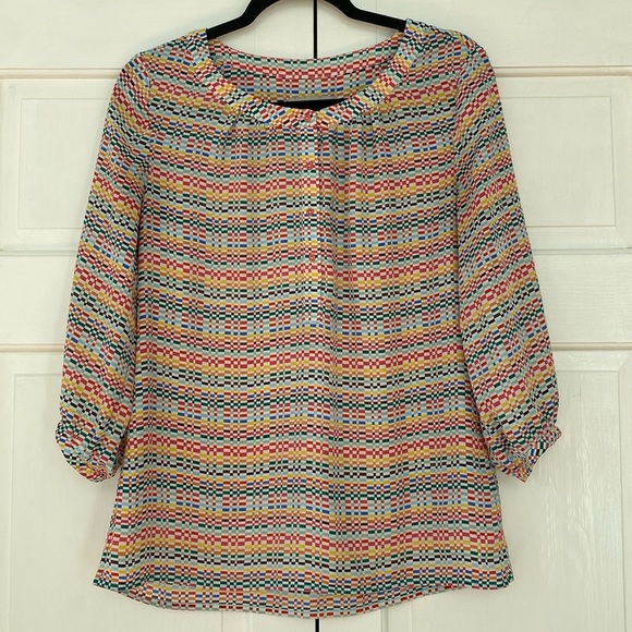Banana Republic Rainbow Pixel Print Blouse Women’s Size Small Bright Printed Top - Picture 3 of 10
